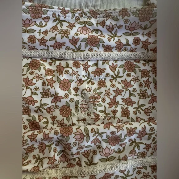 Kavala floral surf 3 piece set long sleeve tops and short bottoms - Picture 4 of 6